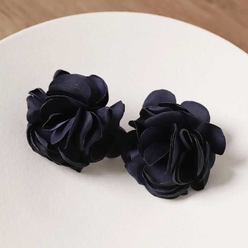 

Праздничный стиль красивые серьги-гвоздики с цветами нишевые ретро ощущение высокого класса дофаминовые приморские супер фея серьги женские серьги с серебряной иглой