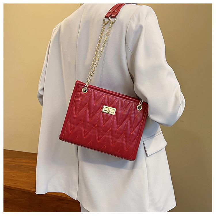 Women's Large Capacity 2023 Trendy Versatile Autumn Commuter Crossbody Shoulder Bag