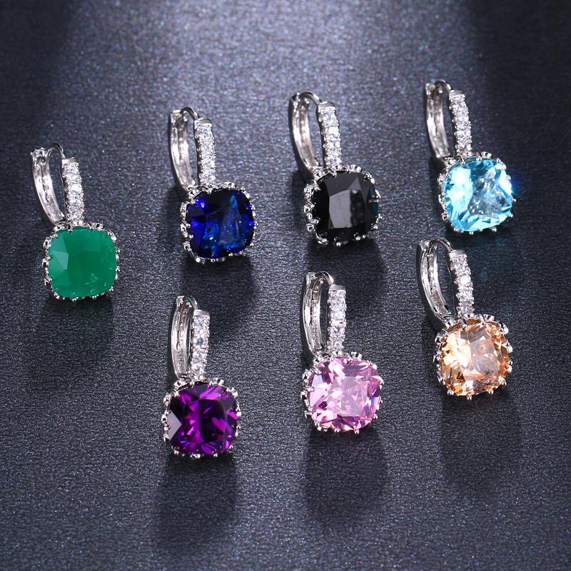 Bettyue Trend Classic Series Quadratische Form mit AAA-Zirkonia für Frauen und Mädchen, schlichte Ohrringe für modische Partys, erste Wahl