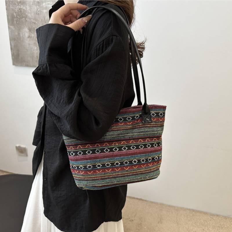 Modische Große Canvas-Tragetasche Für Freizeit-Ausflüge Mit Auffälligen Farboptionen Und Langlebigem Design