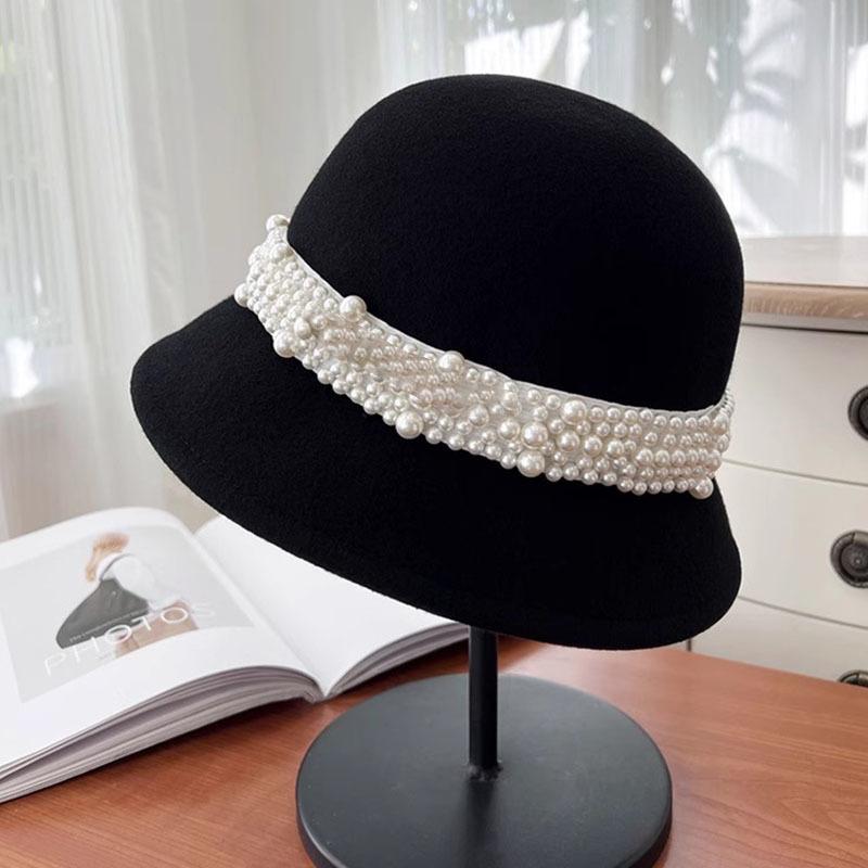 Woolen pearl small basin hat women's autumn and winter elegant temperament fashion top hat French retro thermal bucket hat