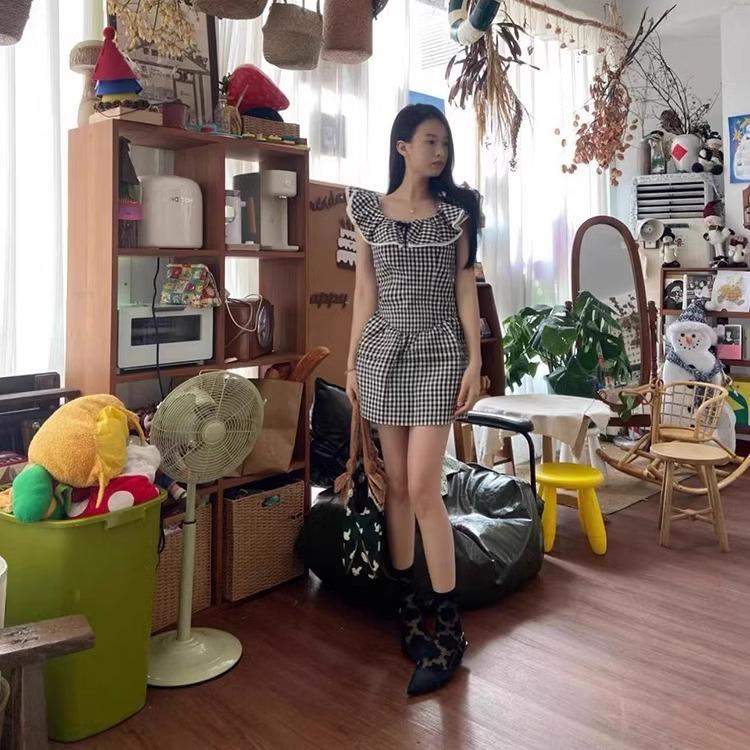 Dámské preppy kostkované minišaty bez rukávů - Zeštíhlující design s nadýchanou sukní na léto