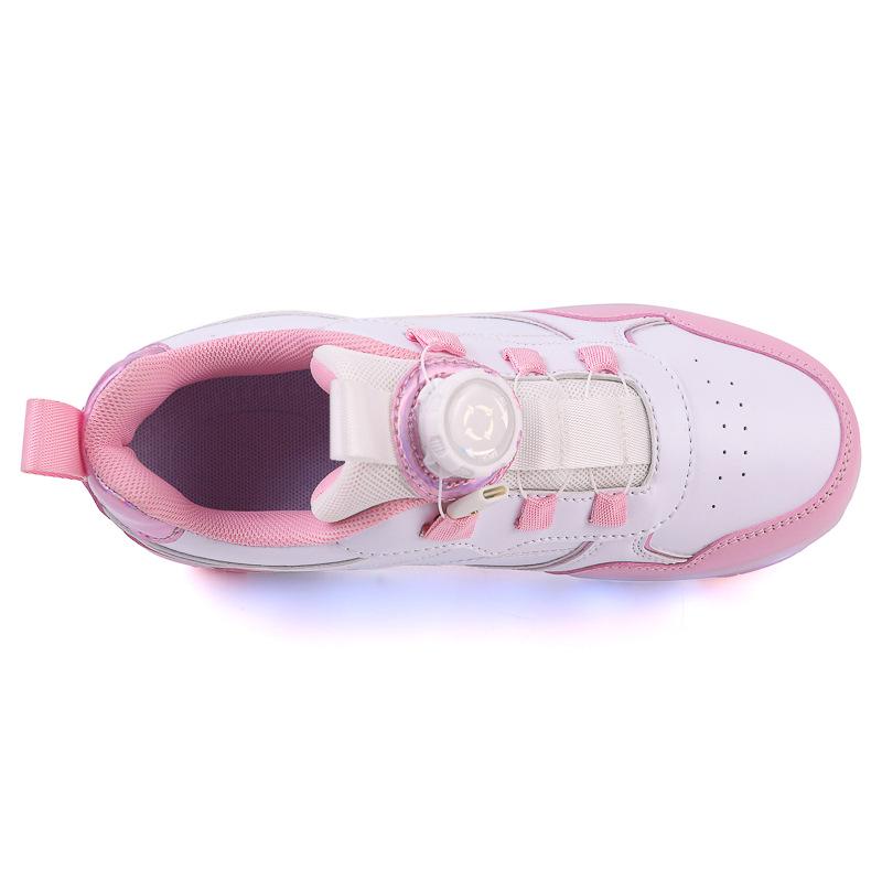 Wiederaufladbare LED-Leucht-Rollschuhe für Kinder mit vier Rädern