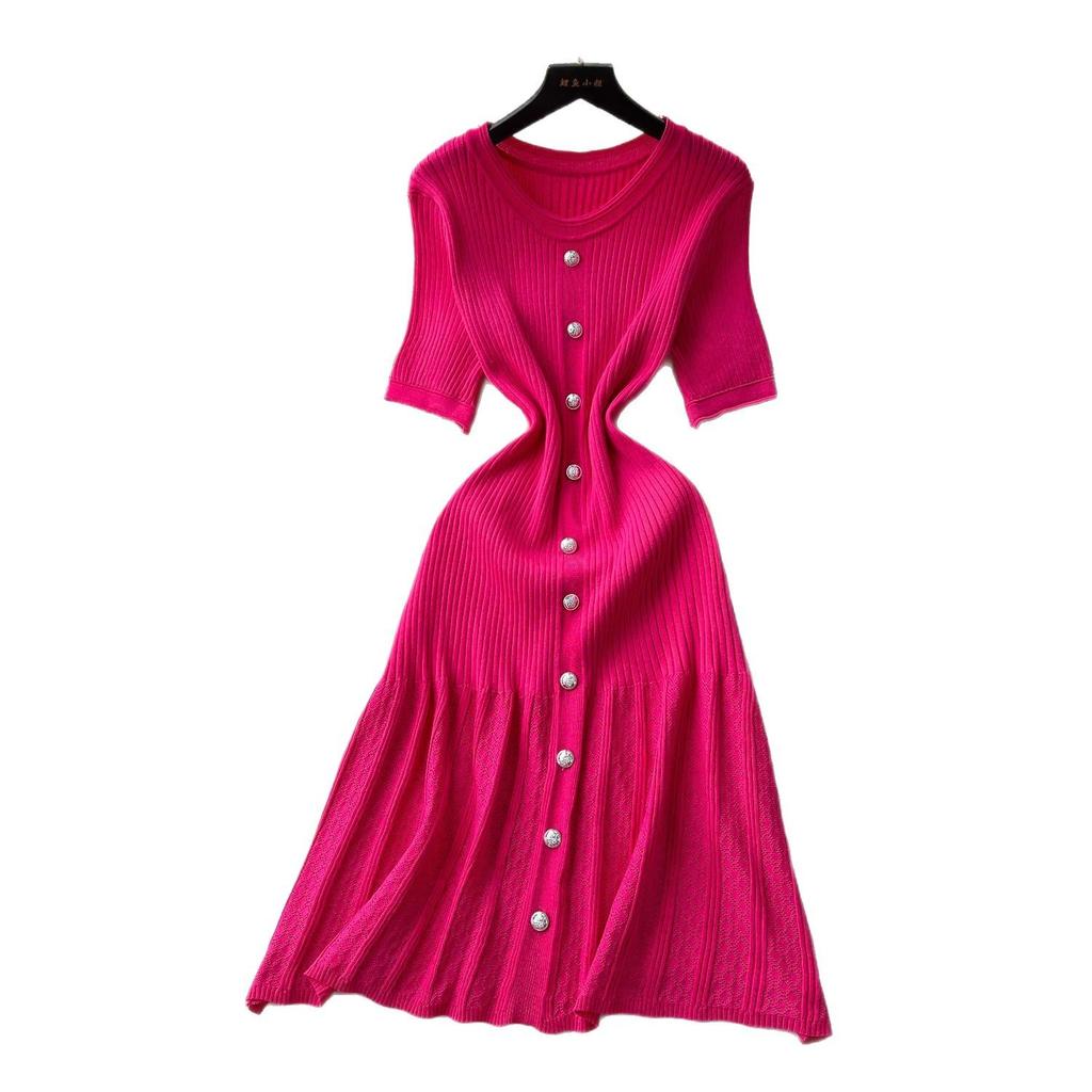 Xiaoxiangfeng foreign style fashionable round neck short-sleeved metal buckle waist knitted dress women's summer thin sweater long dress