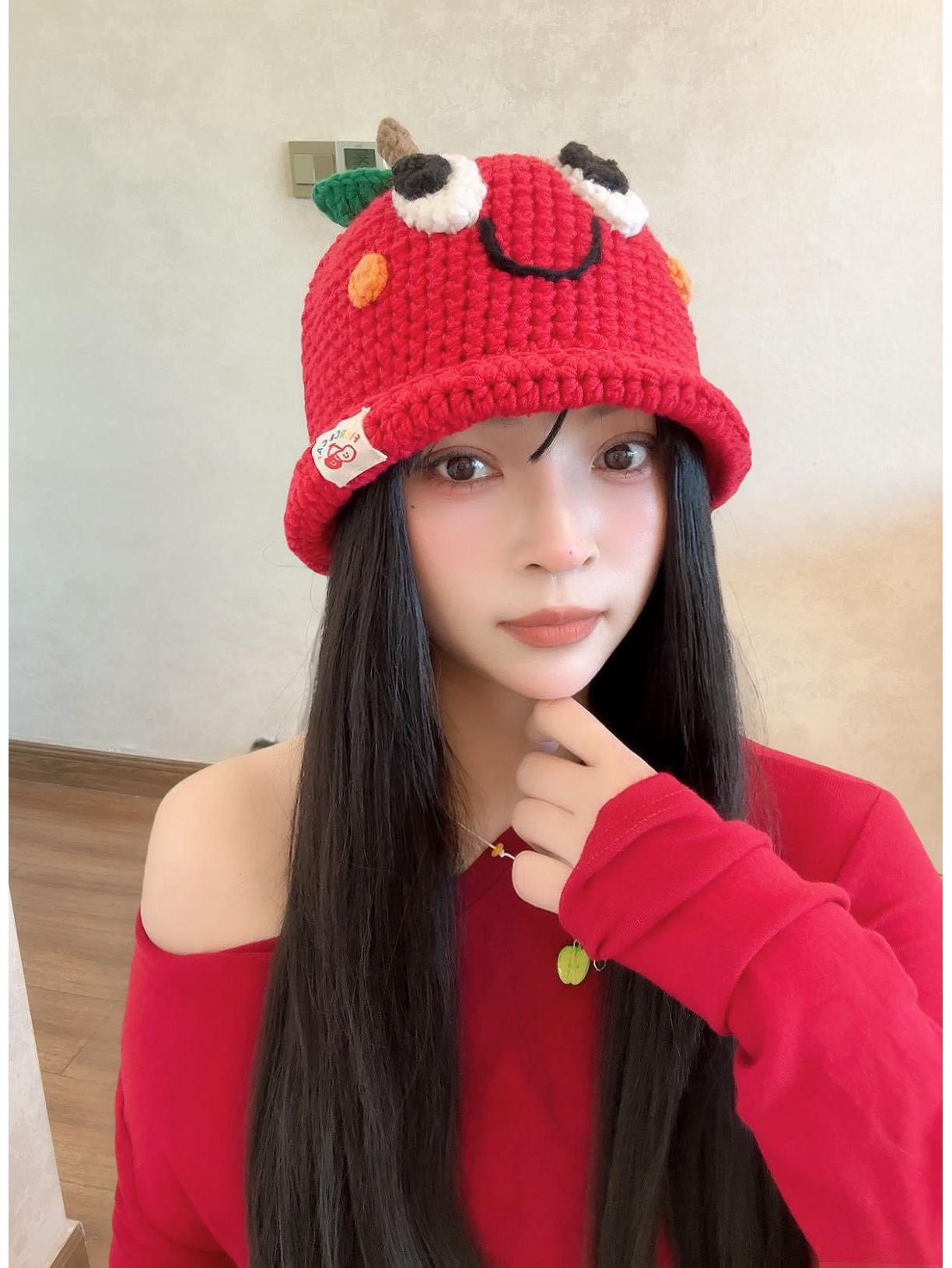 

Женская художественная вязаная шапка-бини в стиле яблока - Коллекция 2025 One Size