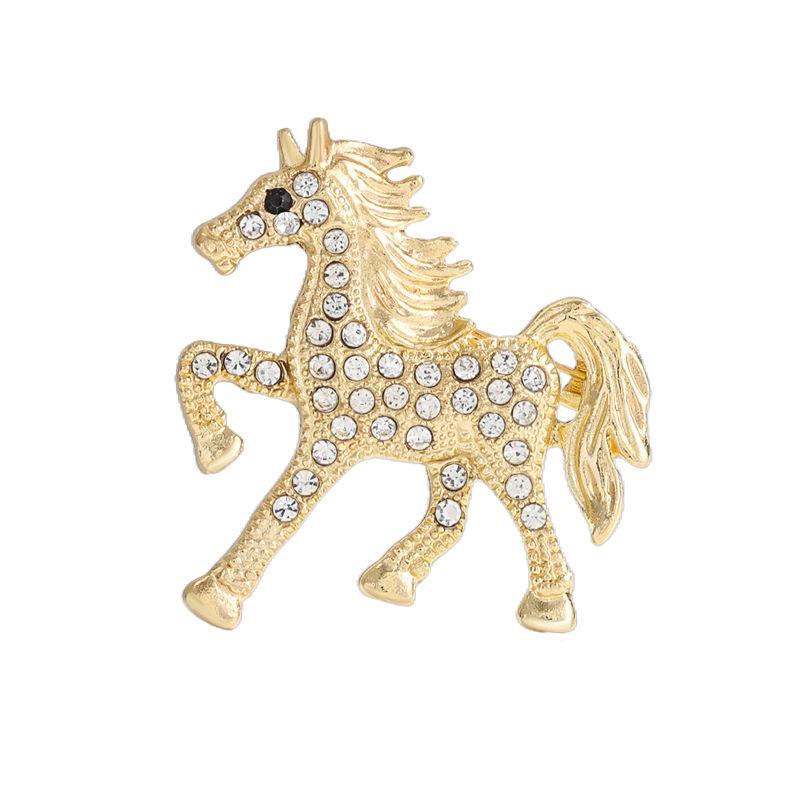 Fashion Rhinestone Horse Brooch for Women Men Zodiac Animal Brooches Lapel Pins Party New Year Jewelry Clothes Accessories