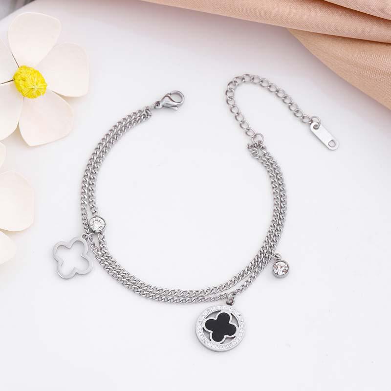 Elegantes Damenarmband aus Titanstahl - Stilvolles High-End-Design, Leichter Luxus, Vielseitiges Modeaccessoire