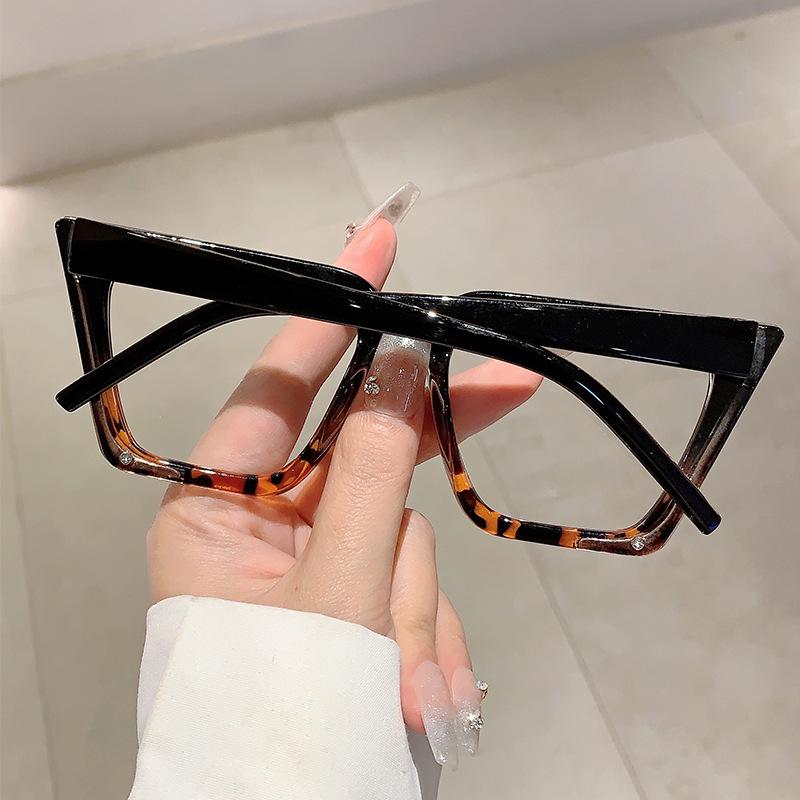 Classic Y2K Anti Blue Light Prescription Cat Eye Eyeglasses Ladies For men Luxury Designer Style Style Myopia Optical Glasses Spectacle Frame Frame