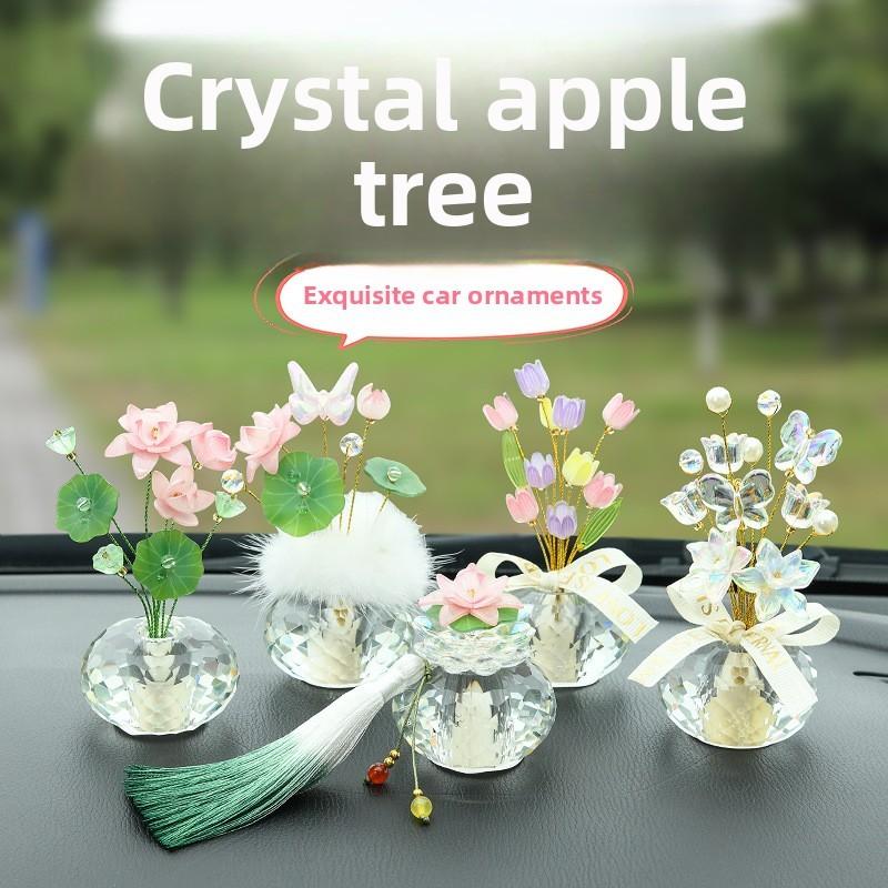 Auto-Dekoration mit Kristall-Glücksfrüchten im modernen Stil zur Verschönerung des Fahrzeuginnenraums