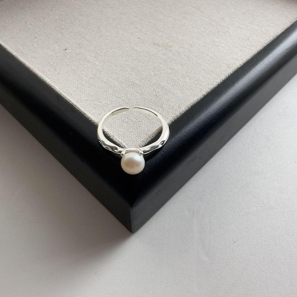 Elegant Freshwater Pearl Open Ring for Women - 2024 Niche High-End Index Finger Jewelry