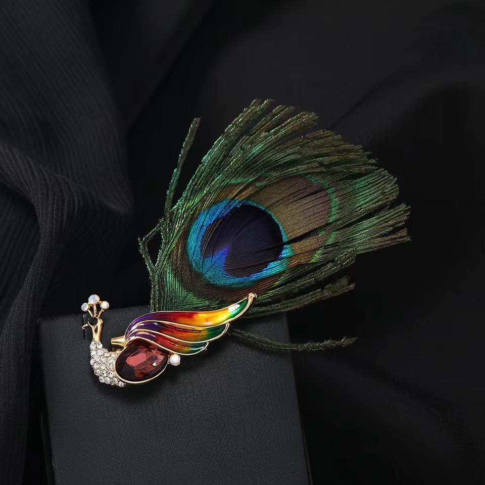 Generous Peacock Three-dimensional Temperament High-end Phoenix Retro Brooch