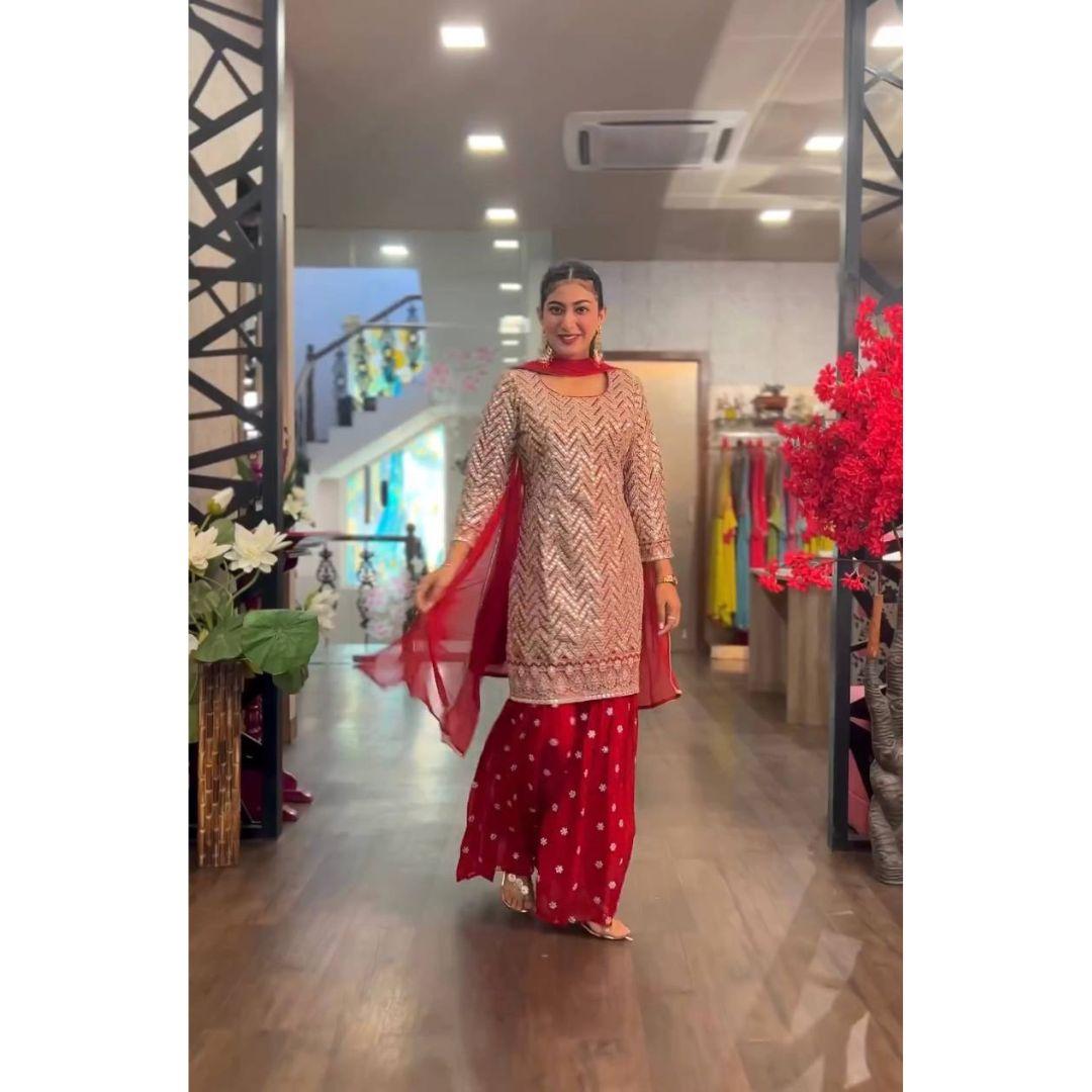 

Недавно разработанный и очень рекомендуемый комплект курта-плаццо для женщин, который можно носить в повседневные дни.