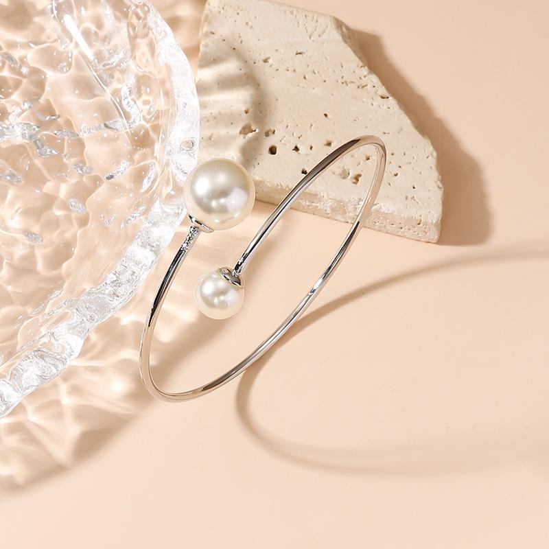 Wish Cross Pearl Bracelet: Stylish Japanese-Korean Fashion Accessory for Women