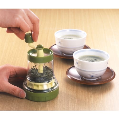 Craft Tanaka Tea Mill, Issa, with Measuring Spoon, TM-40