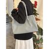 Large-capacity Tote Bag - High-end Casual Single-shoulder Bag with Simple and Versatile Design for Daily Use.