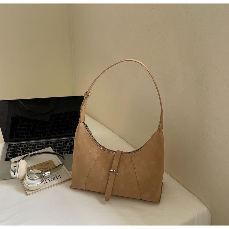 Korean Version of Fashionable Casual Niche Small Bag Women's 2025 Autumn New Retro High-end Underarm Crescent Bag Shoulder Bag