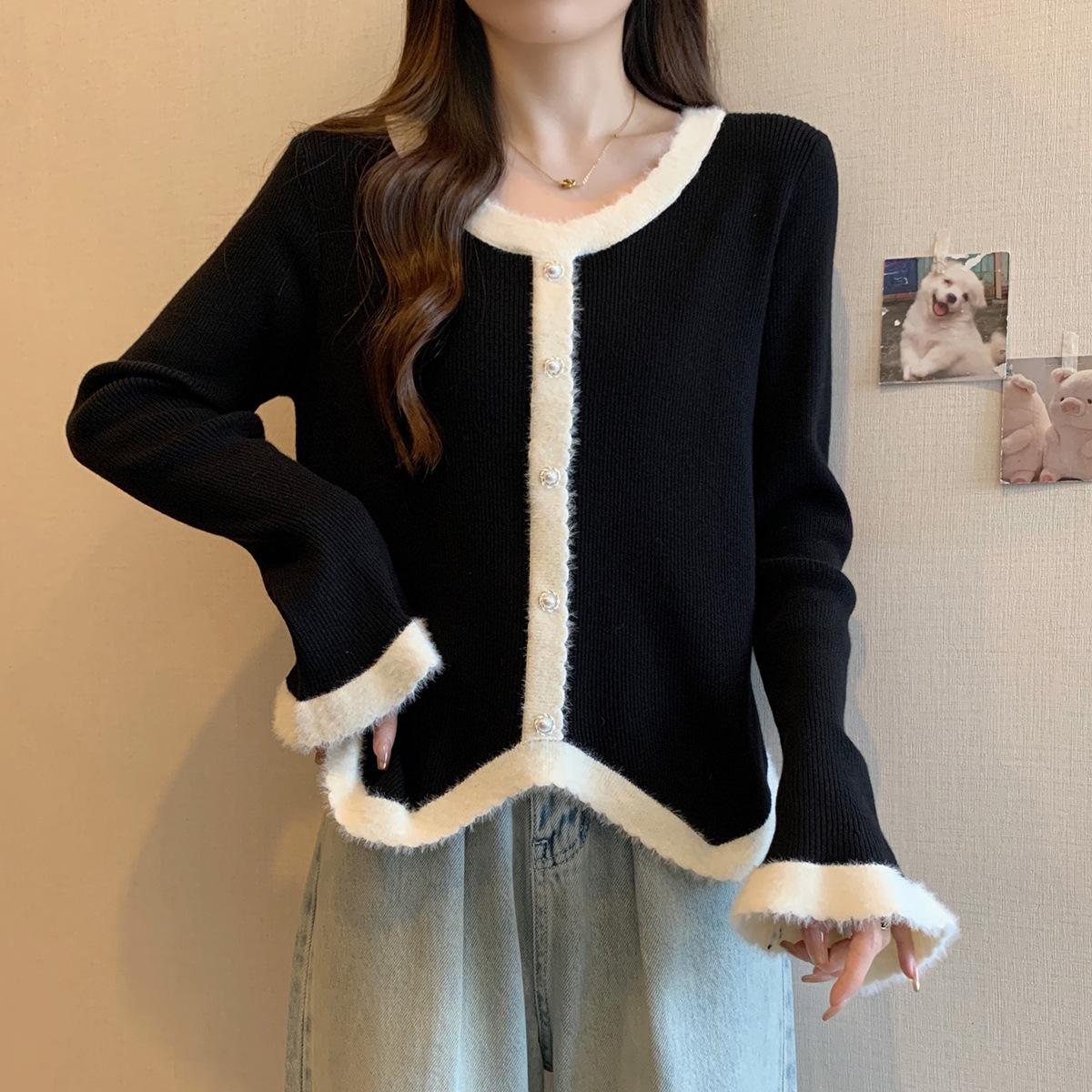 

Plus Size Women s Color Block Round Neck Flared Sleeve Sweater L (90-125 jin)