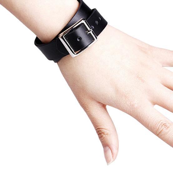 Punk Faux Läder Bälte Choker Halsband Damklubb Smycken Födelsedagspresent