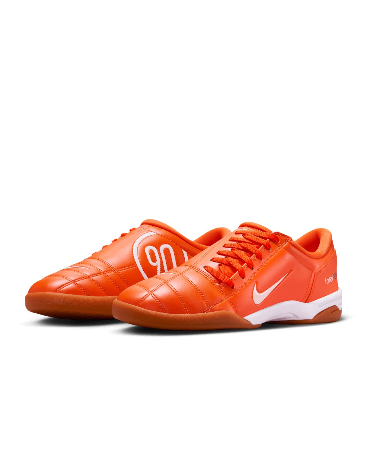 HJ9351-800 Nike Total 90 3 SP Safety Orange (Men s) 8.5