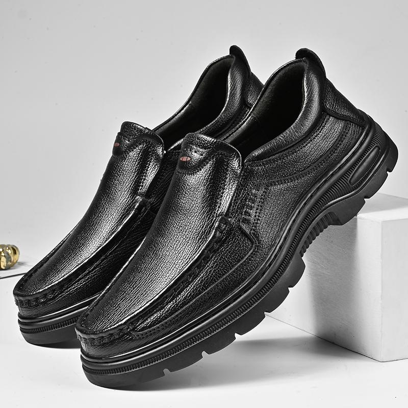 Handmade Leather Men Casual Shoes Soft Sole Comfortable Loafers for Men Fashionable Slip-on Driving Shoes Non-slip Business Shoe