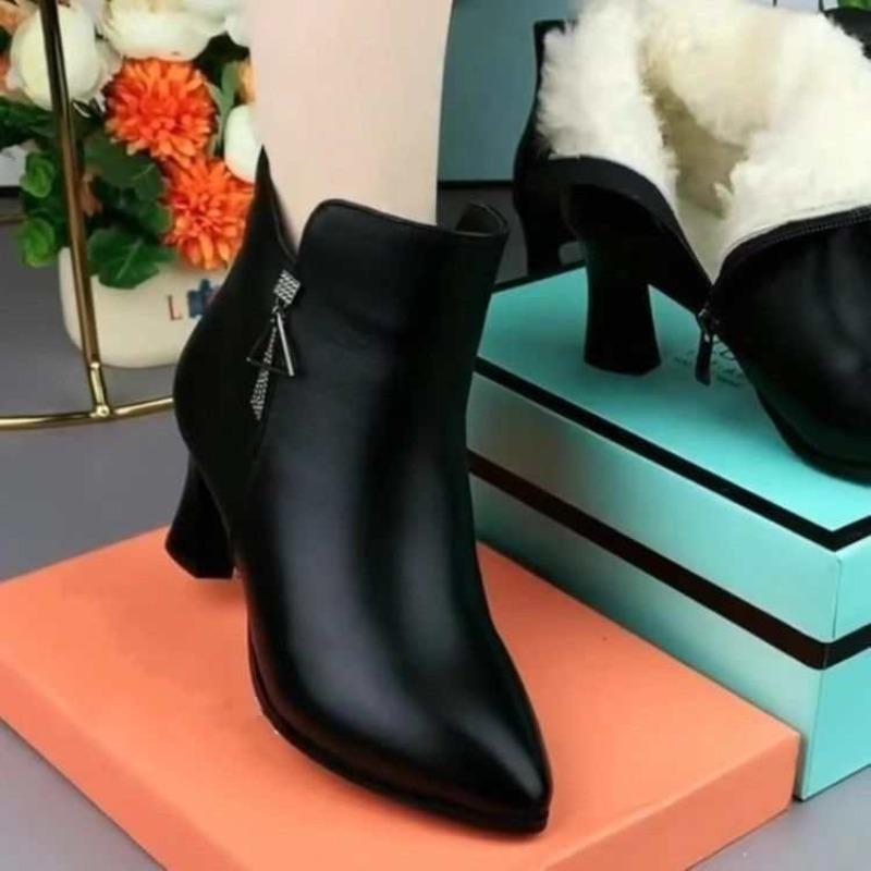 

Новая женская обувь: Ботильоны из мягкой кожи, Толстый каблук с флисом, Универсальные ботильоны, Женские ботинки 38 чёрный