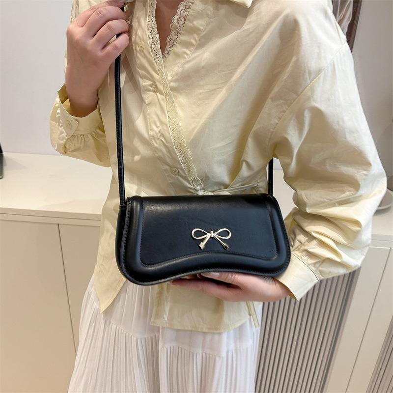 Summer New Popular Casual Bow Beautiful and Versatile Fashion Portable Shoulder Underarm Messenger Bag