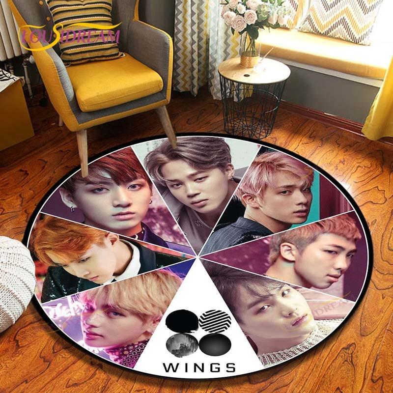 

Найновіші Kpop Bangtan Boys Круглі килими Геометричні Нековзкі Килими для підлоги у вітальню Декор кімнати Домашні килими Килимок для підлоги у ванну кімнату 100cm