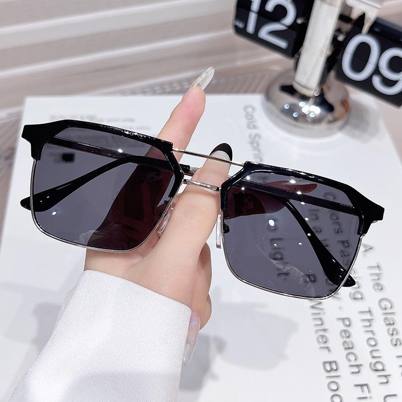 Half Frame Color-Changing Anti-Blue Glasses With The Same Polarized Sunglasses Men'S High Definition Eye Protection Flat Glasses Women