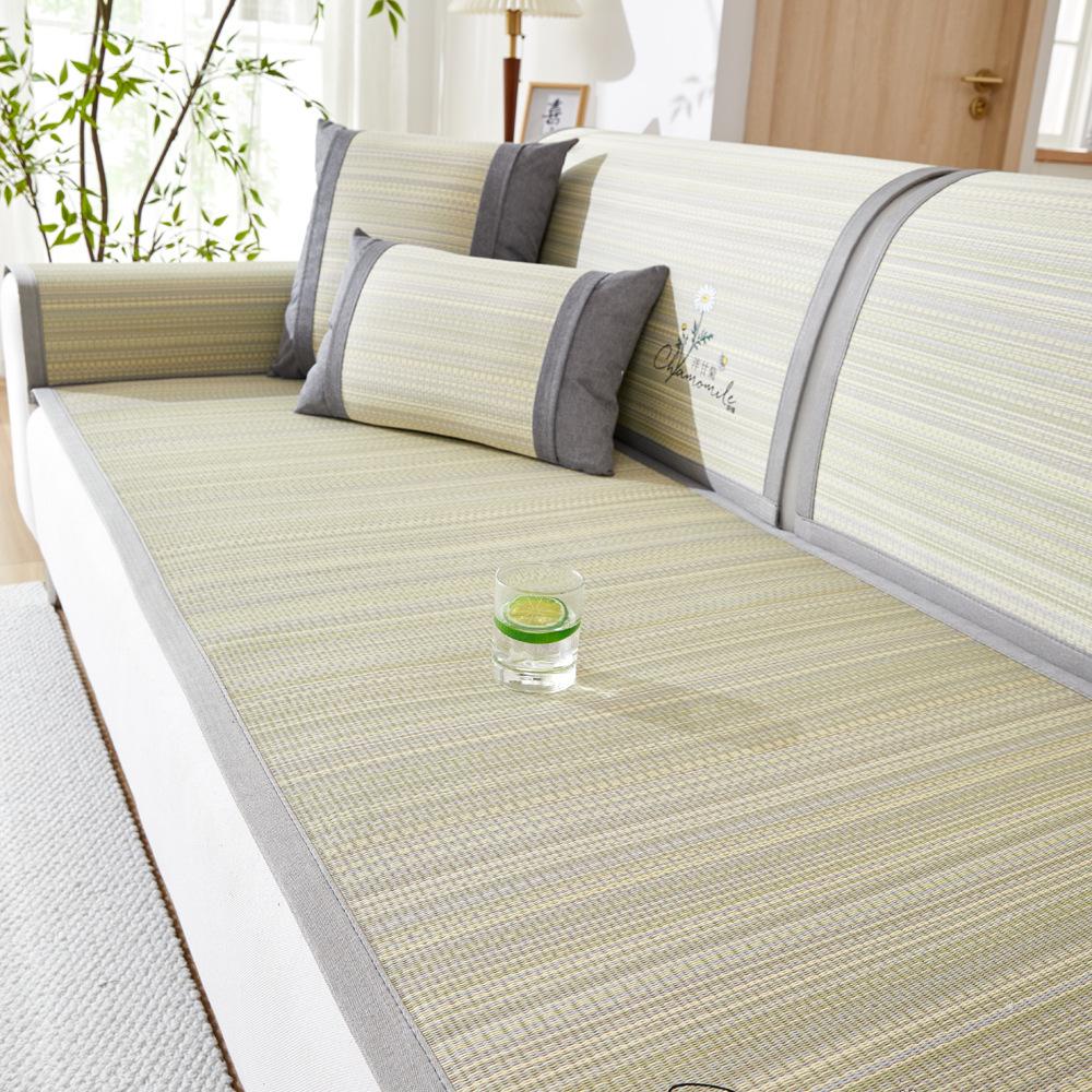 

Wormwood Rush Summer Sofa Cushion Non-Slip Summer Mat Seat Cushion New Cold Ice Silk Sofa Cover 70*70cm зелёный