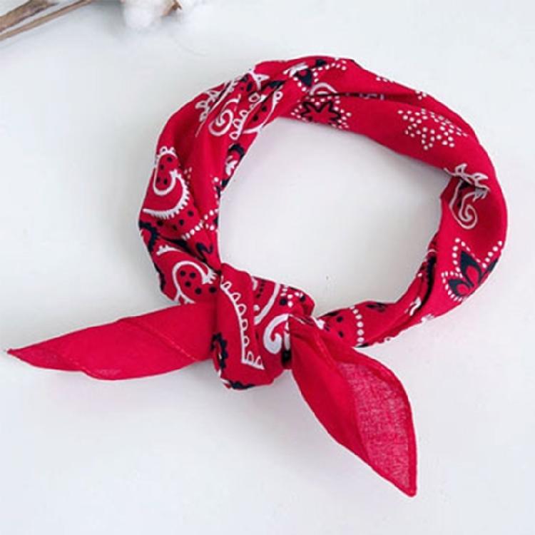 Fashion Woman 70x70cm Bandana Hairband with Punk Style Cashew Flower Pattern