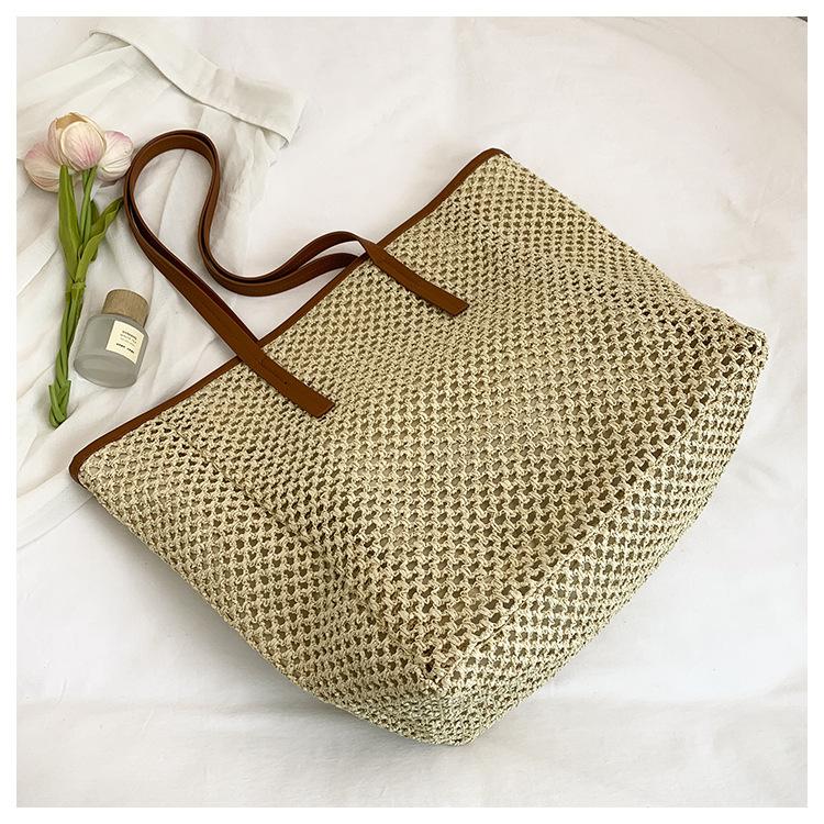 Beach vacation travel large-capacity bag women's 2025 summer new shoulder bag straw commuter woven tote bag