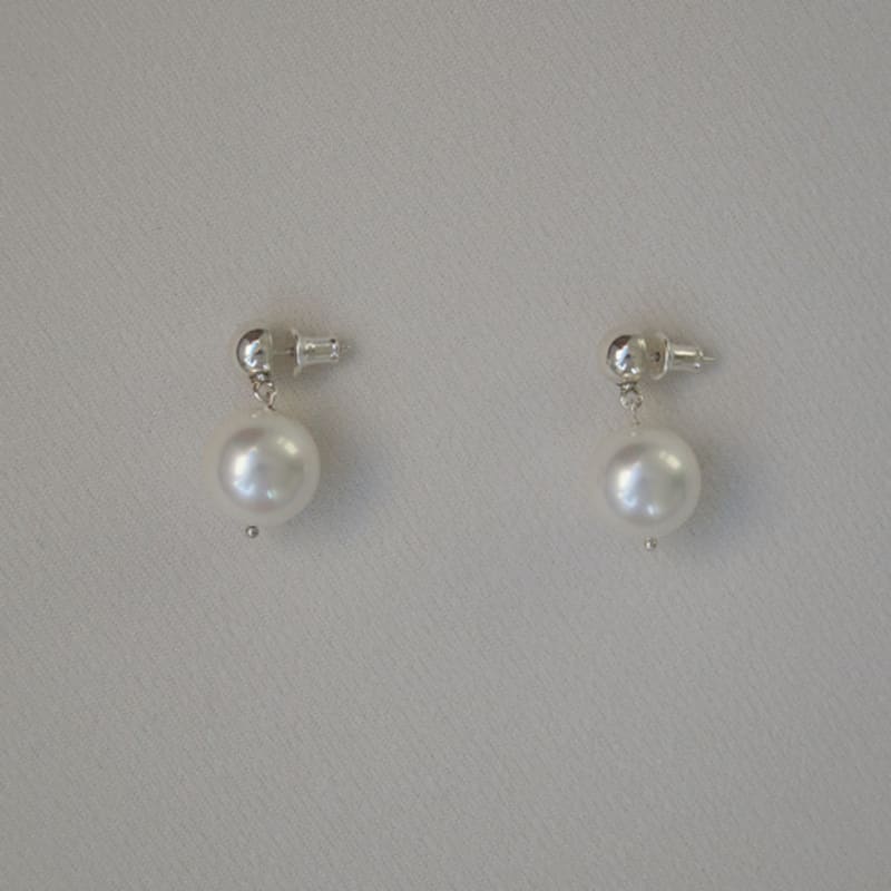 ANDEZVOUS PINA EARRINGS (PEARL)
