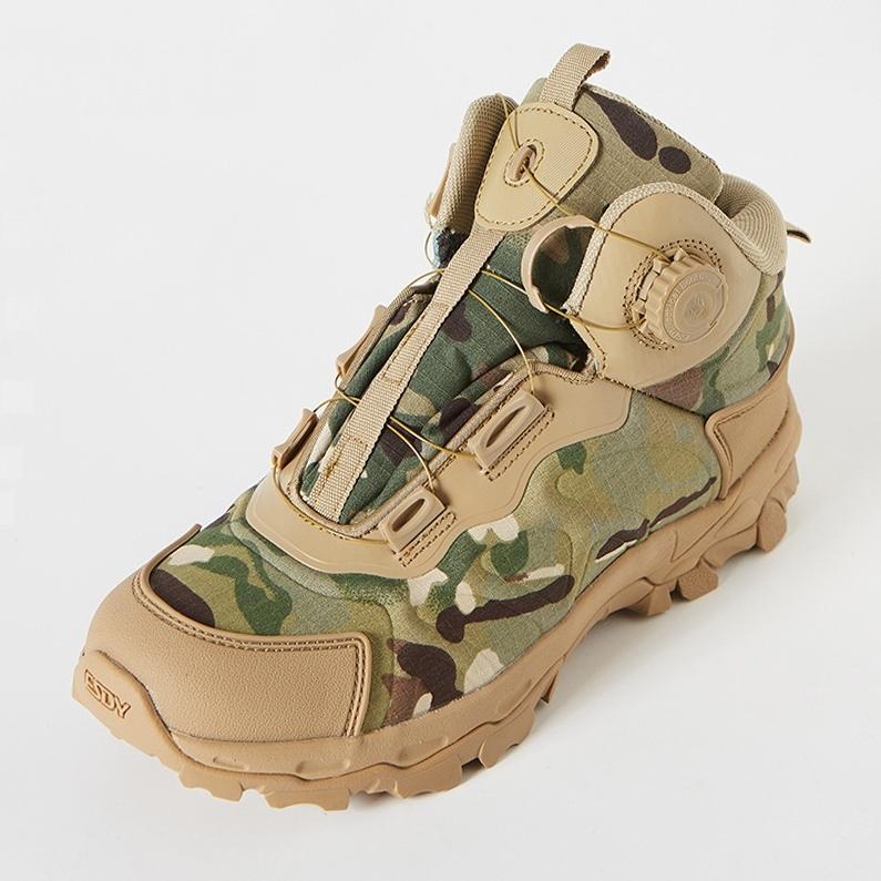 

Outdoor Hiking Shoes Men s Tactical Boots Sports Anti Slip Professional Hiking Boots Camouflage Training Combat Boots 45
