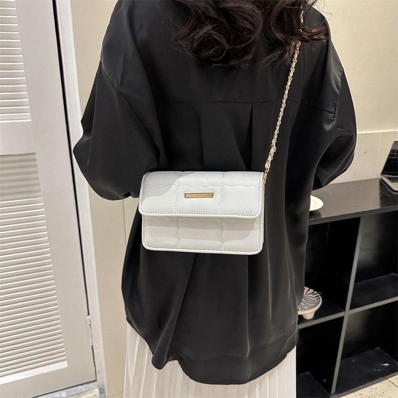 Simple Casual Shoulder Messenger Bag Small Square Bag 2025 Summer New Solid Color Plaid Underarm Bag Casual Commuter Bag