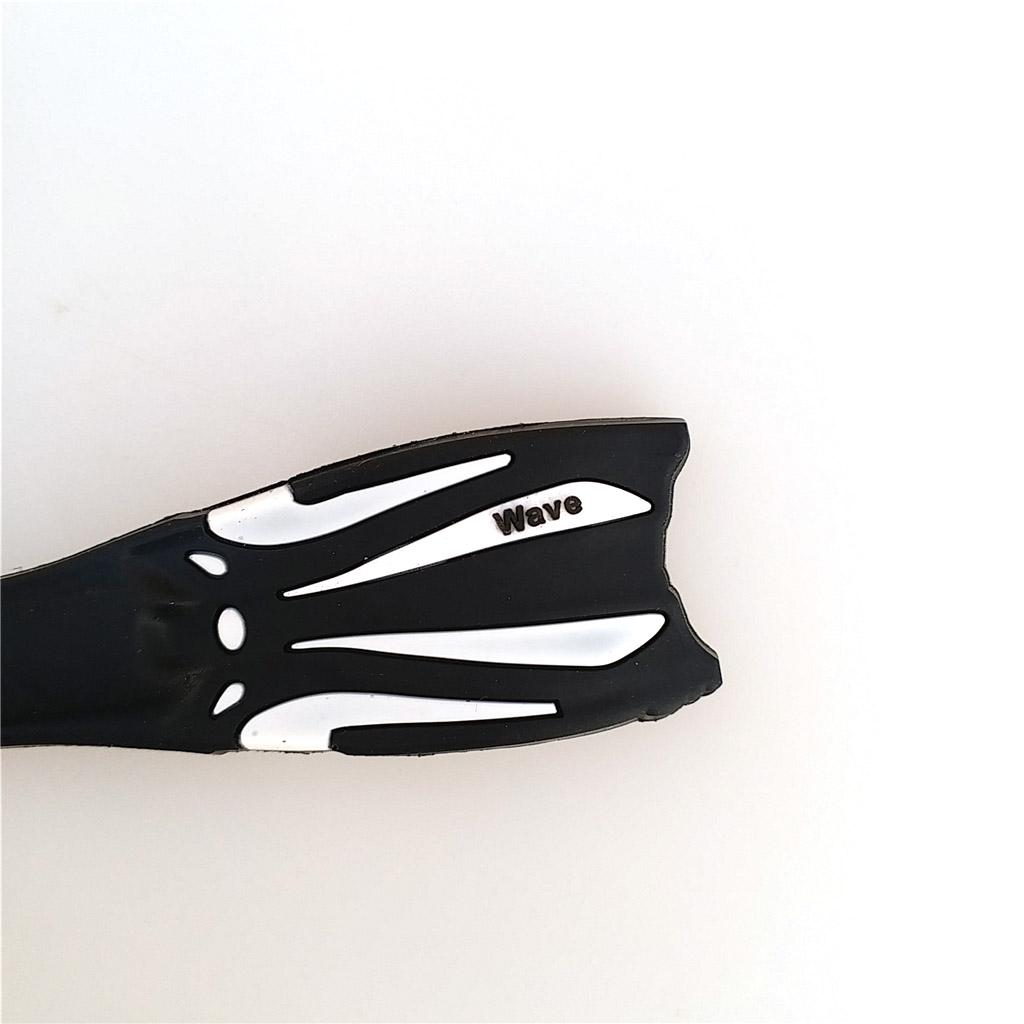2pcs Novelty Flippers Key Chain Holder Keyring Keychain