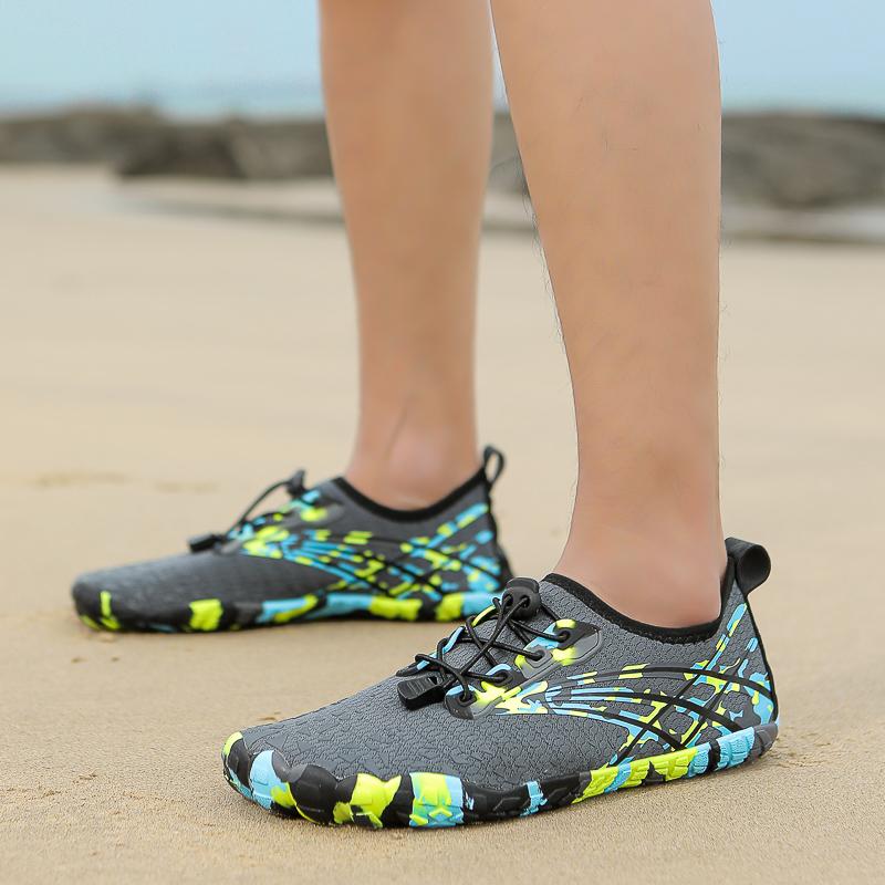 New Men Women Water Shoes Upstream Wading Swimming Barefoot Five Fingers Aqua Shoes Colorful Beach Seaside Light Unisex Sneakers