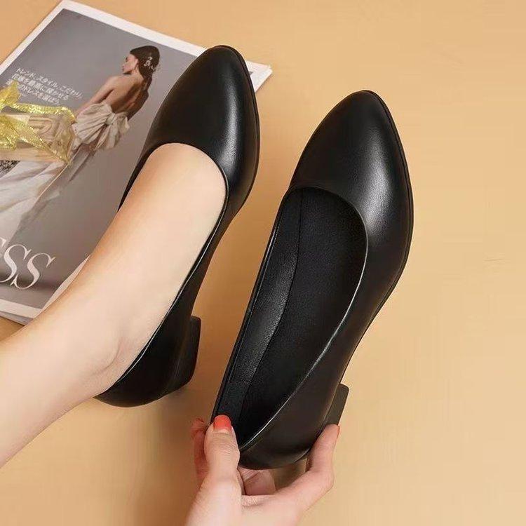 Damen Pumps mit niedrigem Absatz Schwarz Echtes Leder Formelle Schuhe Slipper Pendler Bequem Mittelhoch
