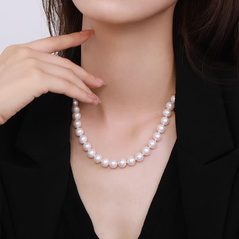 Chow Tai Seng Freshwater Pearl Necklace