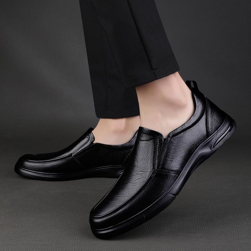 Men's Casual Leather Slip-On Shoes - Round Toe, Breathable & Versatile for Formal or Business Wear