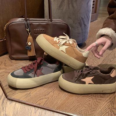 Leder schmutzige Schuhe runde Spitze alte Plateau Brotschuhe Retro Spleißung lässiger Stil vielseitige Stern Board Schuhe Damen
