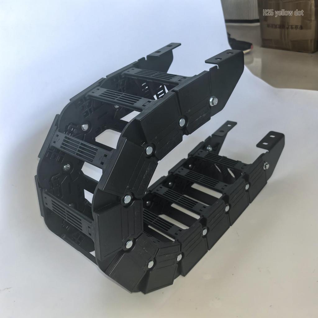 Enclosed Nylon Machine Tool Drag Chain - Semi and Fully Closed Options