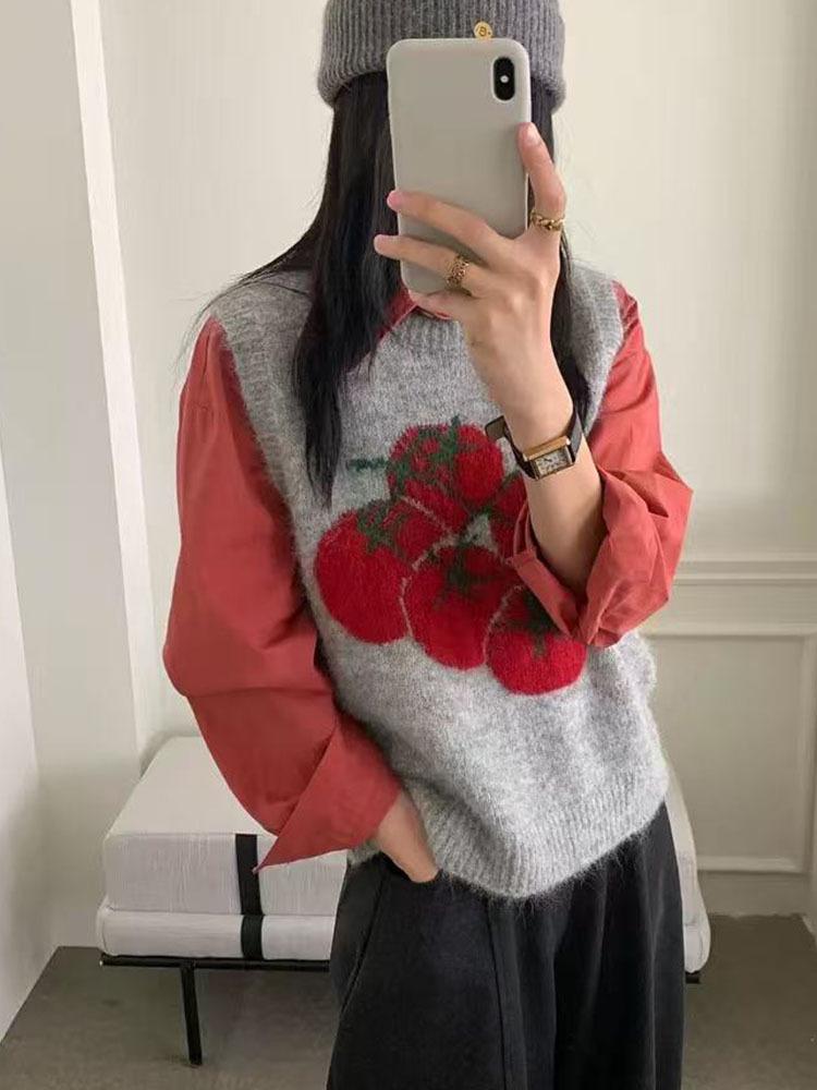 2026 Autumn/Winter Women's Korean Round Neck Wool Vest with Persimmon Ruyi Cartoon Design