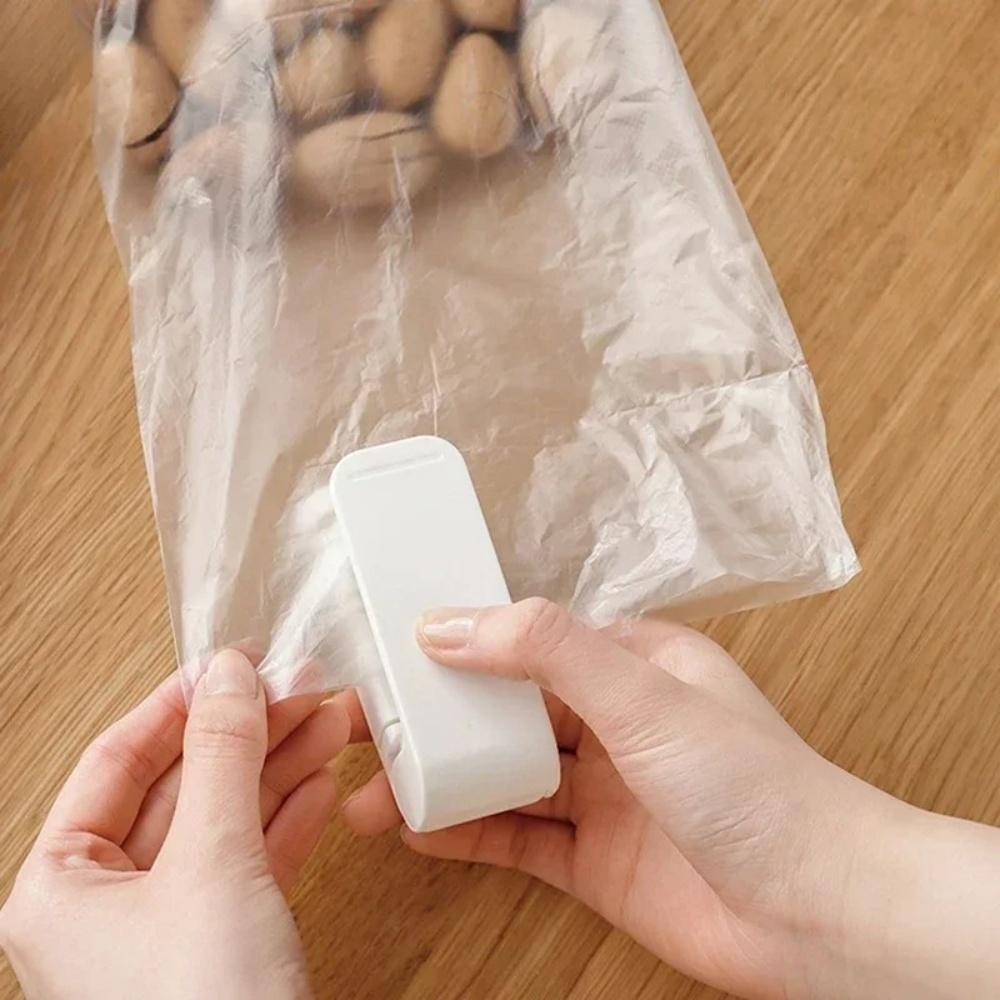 1pc Portable Mini Heat Sealer for Plastic Bags Snack Food Bag Sealing Machine Package Closure Home Kitchen Storage Accessory
