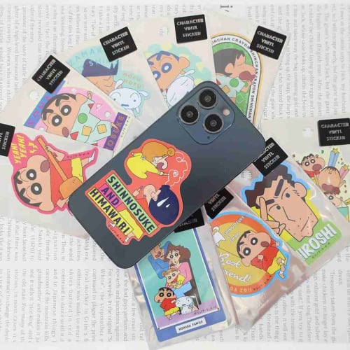 Small Planet Crayon Shin-chan Character Stickers Family Photo