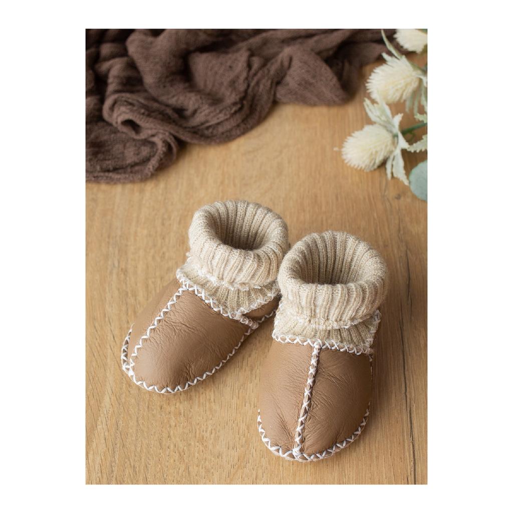 Babyschuhe aus Bio-Leder der neuen Saison