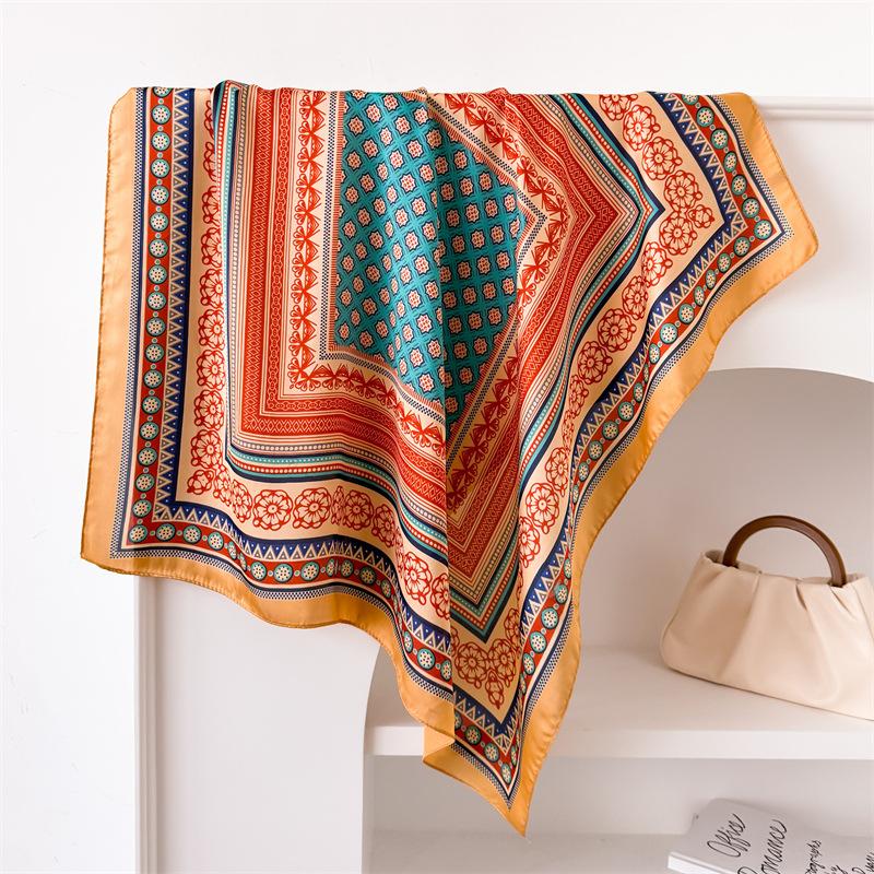 Leopard Print Scarf, Foreign Style Silk Scarf, Wind Square Scarf, Women'S Multi-Purpose Small Scarf Season 70X70Cm