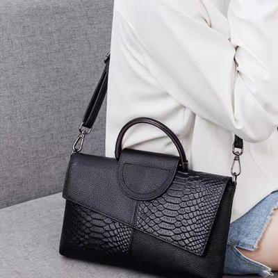 2025 New Large Capacity Women's Clutch Bag Alligator Pattern Fashionable Elegant Crossbody Bag