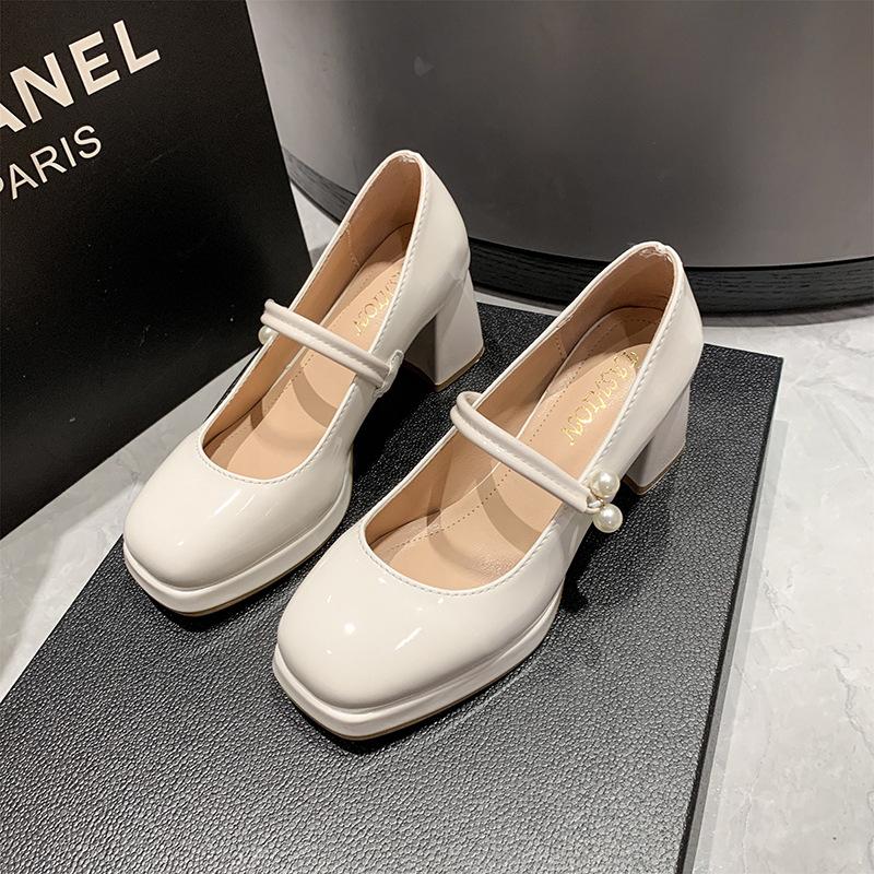 

Mary Jane shoes women s spring new temperament simple round head retro thick heel high heels 40 бежевий