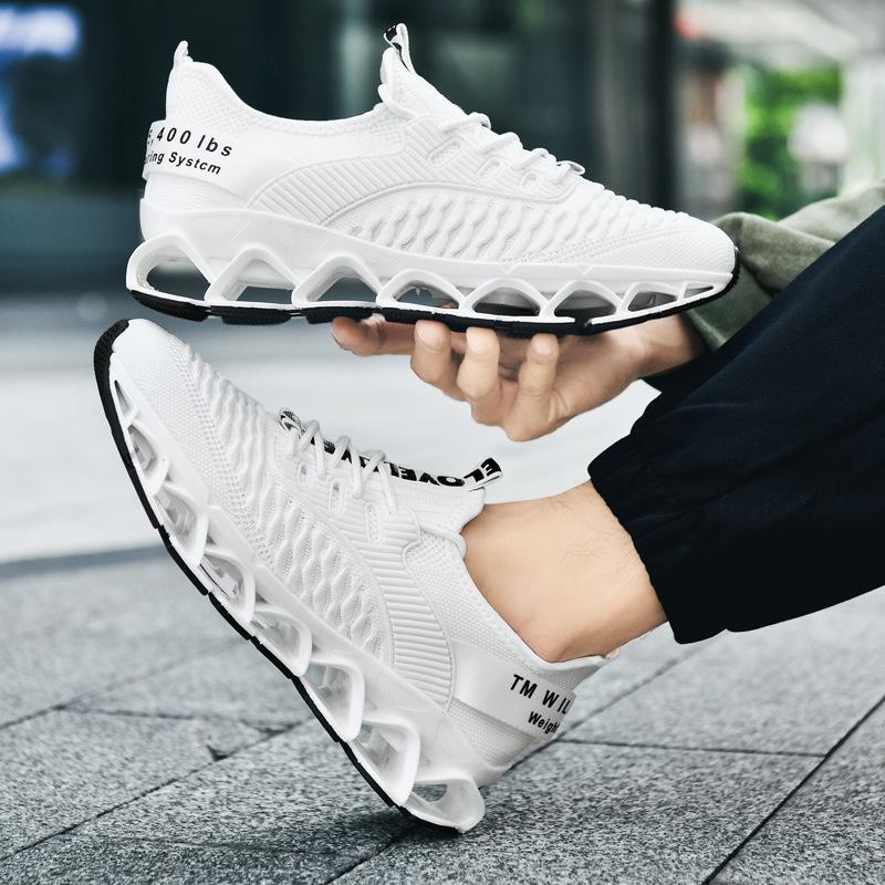 Large Size Blade Fly-woven Mesh Shoes Men's Breathable Casual Sports Shoes Lightweight Soft-soled Shock-absorbing Running Shoes