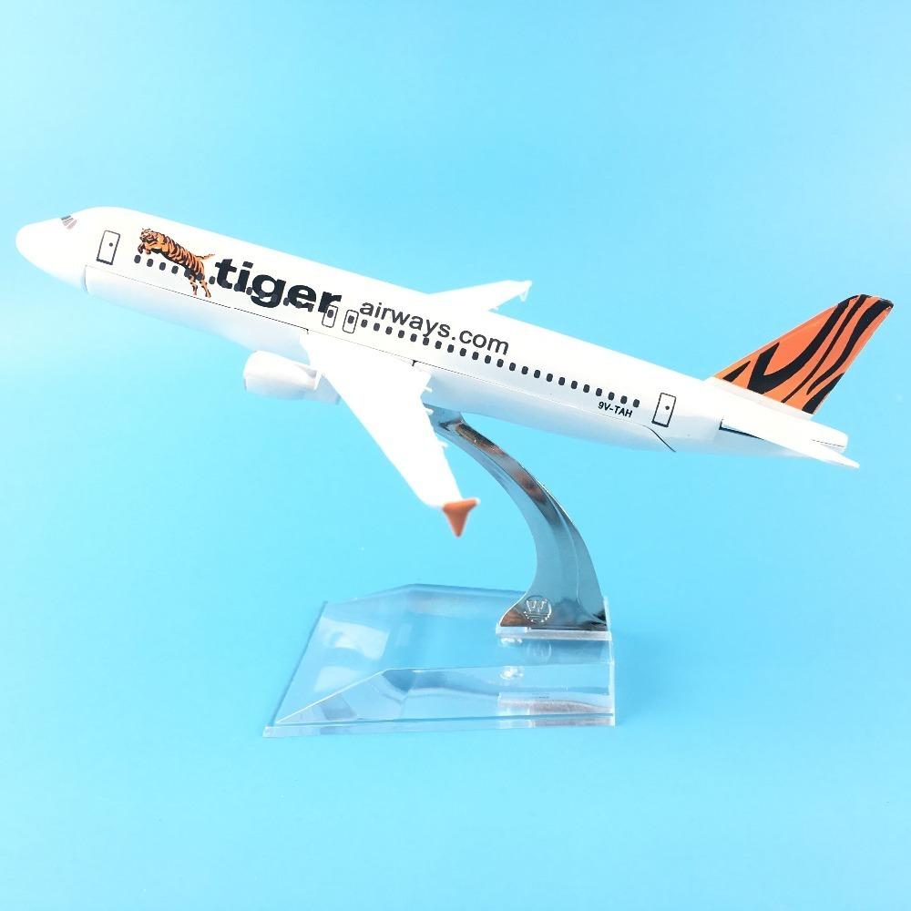 Scala 1/400 16cm Tiger Airways Airbus A320 Modello di Aereo Aerei in Metallo pressofuso Diecast